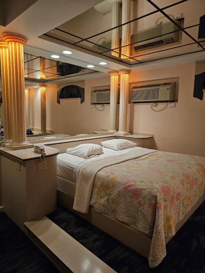 Loop Inn Motel アヴェネル エクステリア 写真