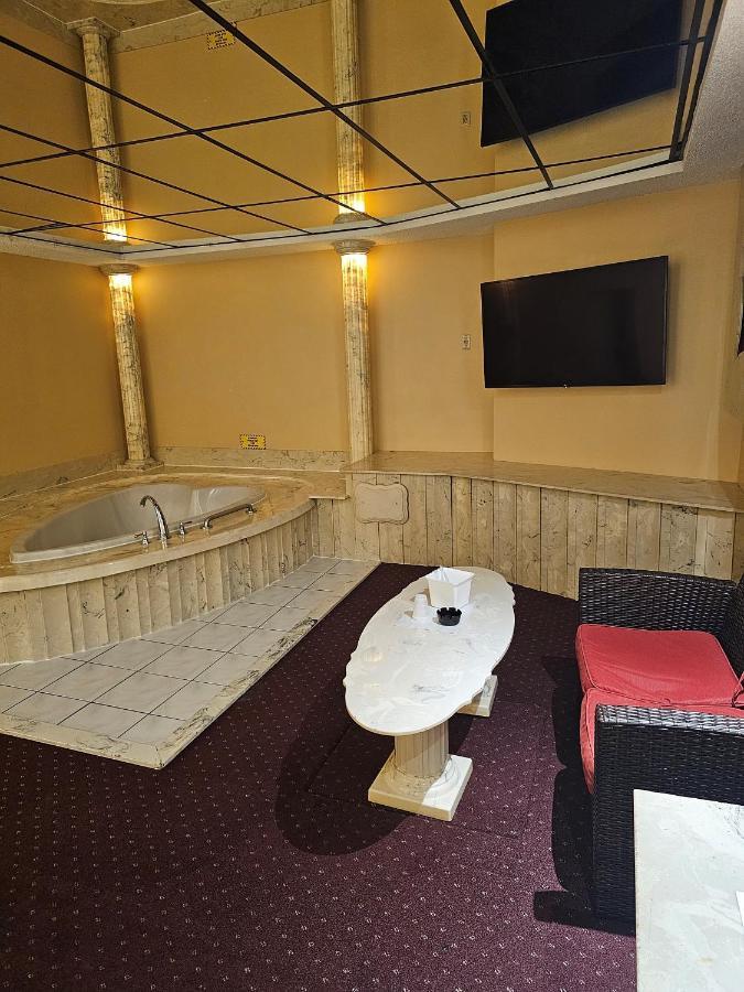 Loop Inn Motel アヴェネル エクステリア 写真